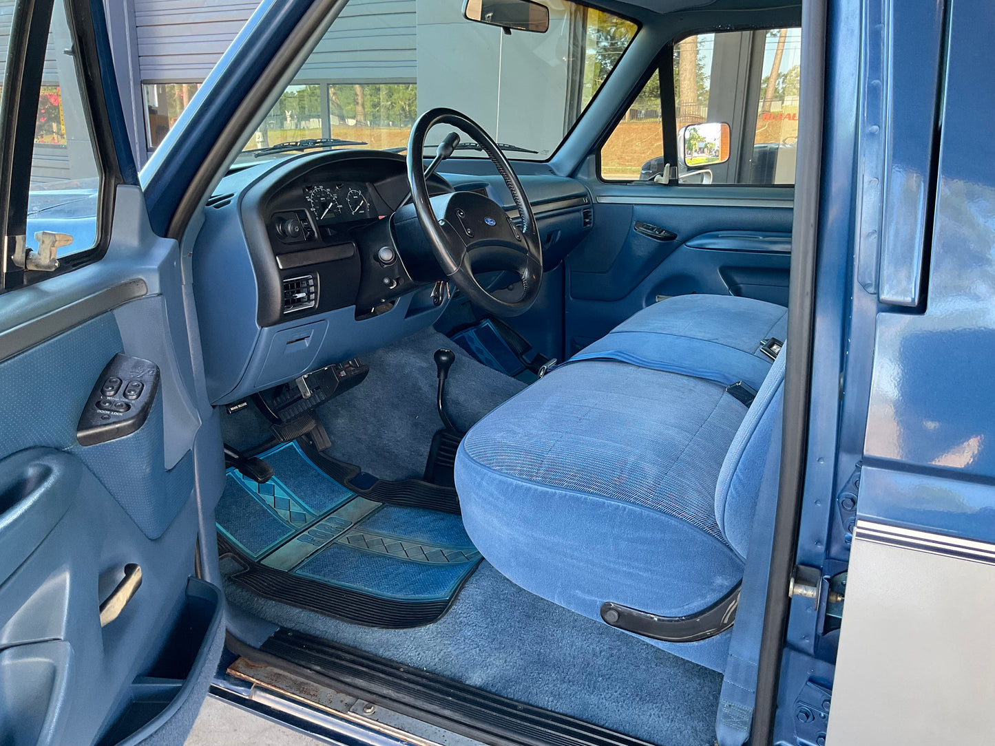 1994 Ford F-350 XLT 4x4 7.3L Turbo Diesel *One-Owner* *50,428 Miles*