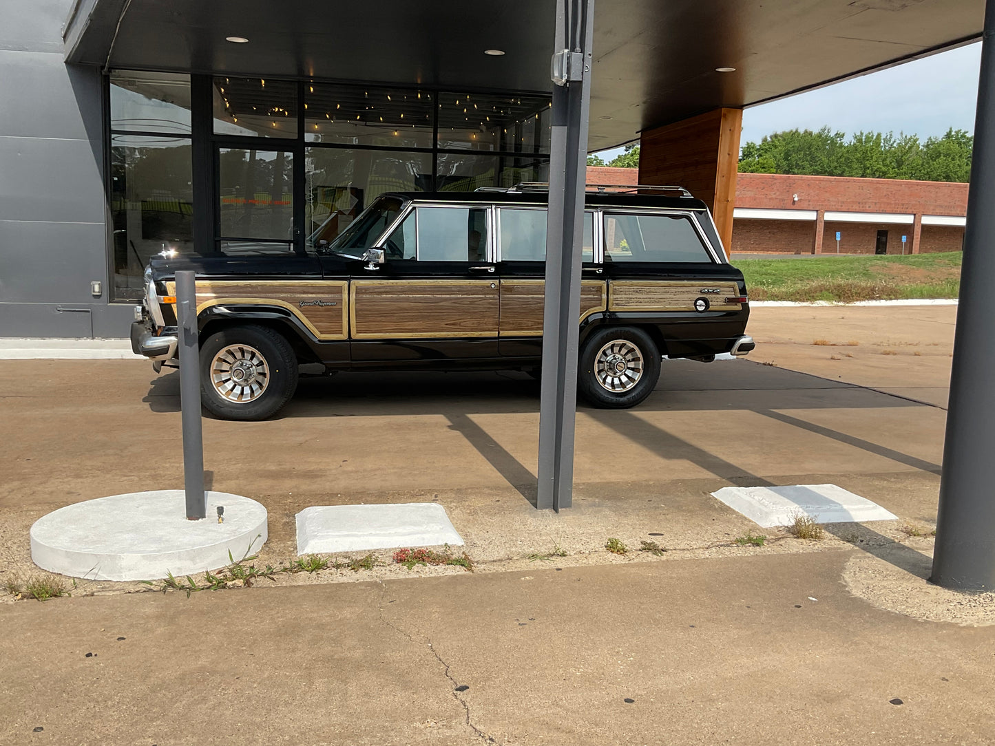 1987 Jeep Grand Wagoneer 4x4