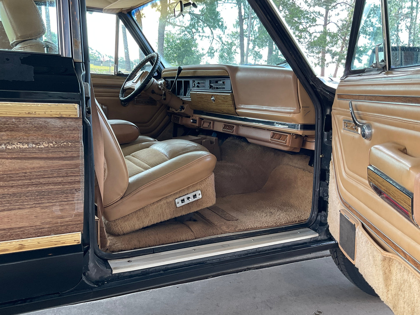 1987 Jeep Grand Wagoneer 4x4