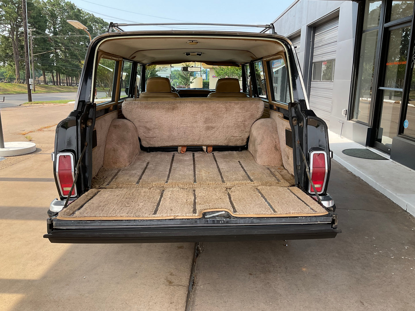 1987 Jeep Grand Wagoneer 4x4