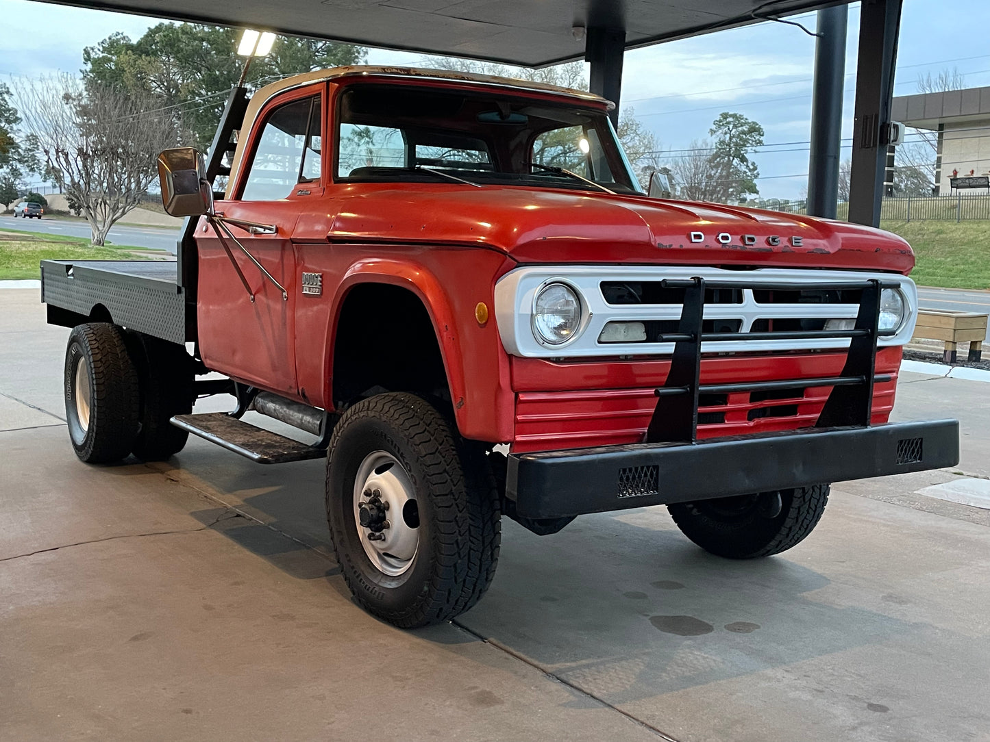 1967 Dodge W-300 Powerwagon 4WD