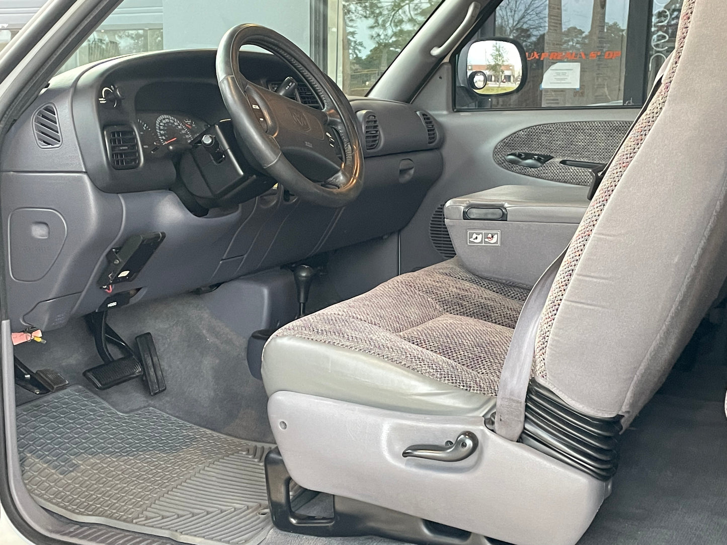 1998 Dodge Ram 2500 Laramie SLT