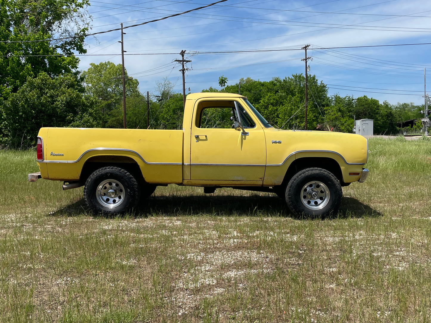 1973 Dodge W100 Power Wagon Adventurer