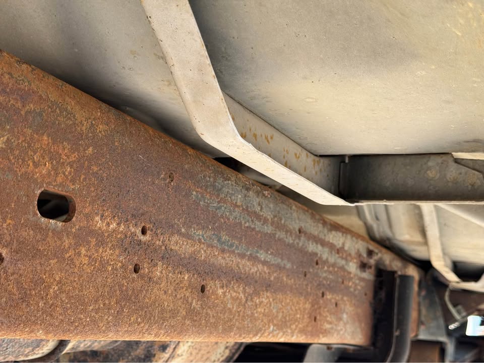 1997 Ford F-350 XLT Pickup 4D 8 ft