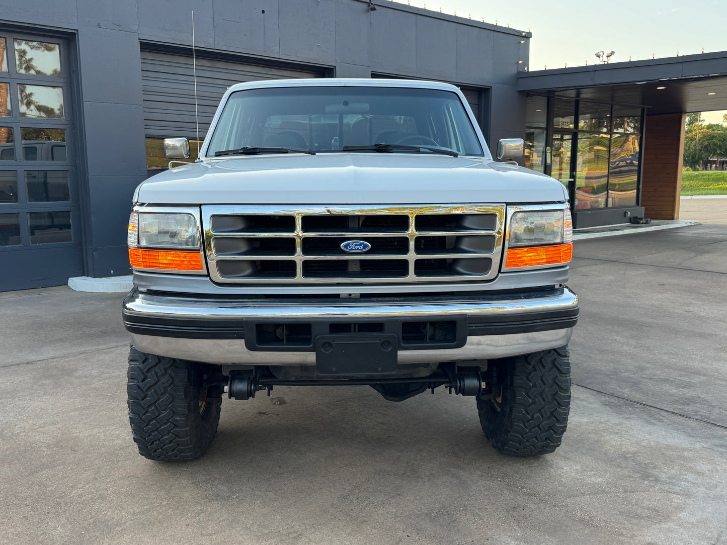 1997 Ford F-350 XLT Pickup 4D