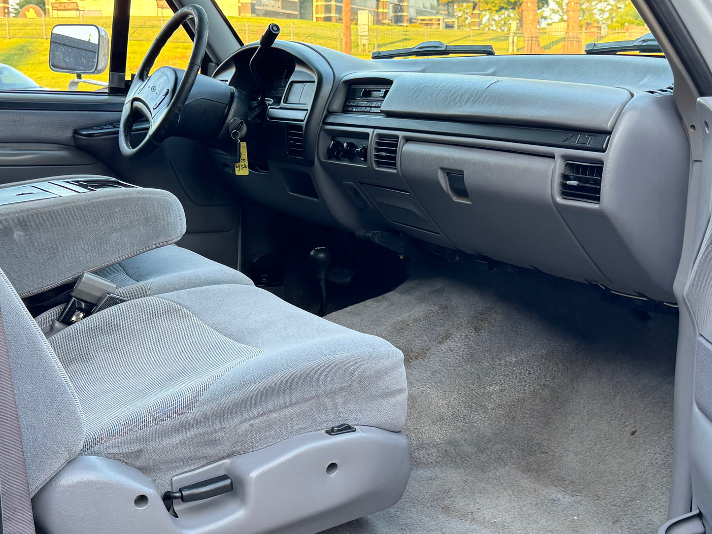 1997 Ford F-350 XLT Pickup 4D