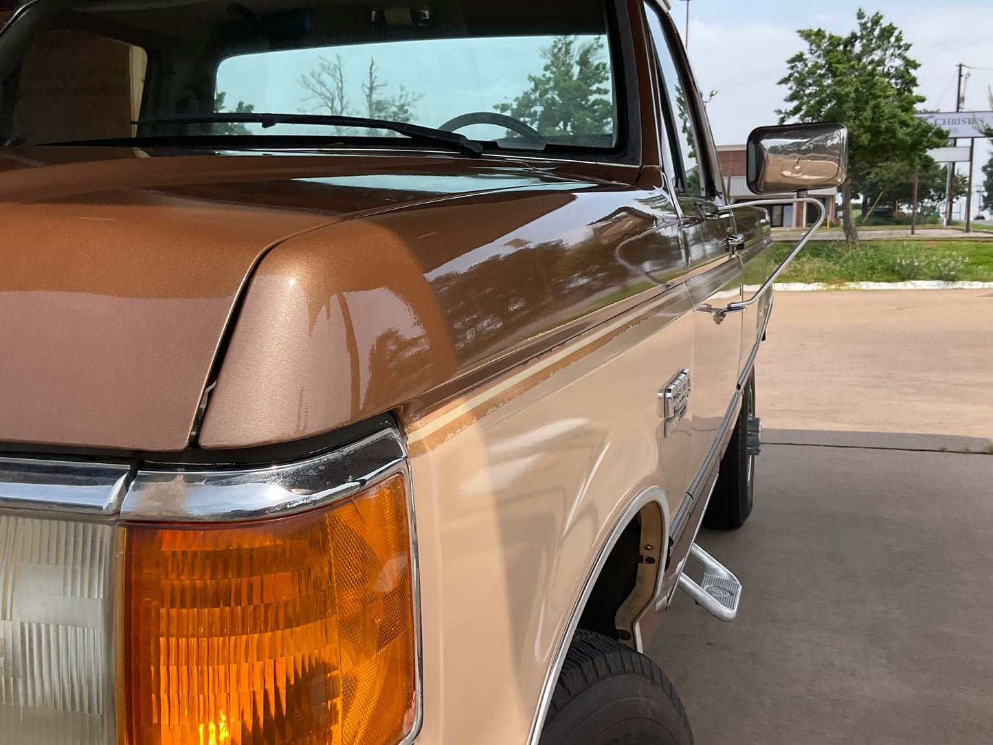 1990 Ford F-250 Lariat 4x4 (1 Owner, 50k miles)