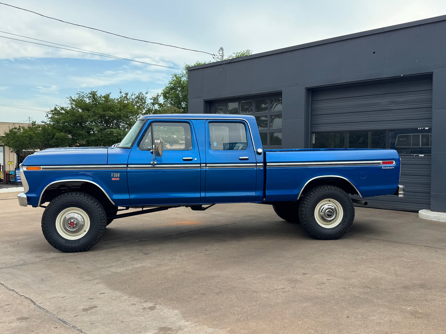 1976 Ford F250 Crew Cab Highboy