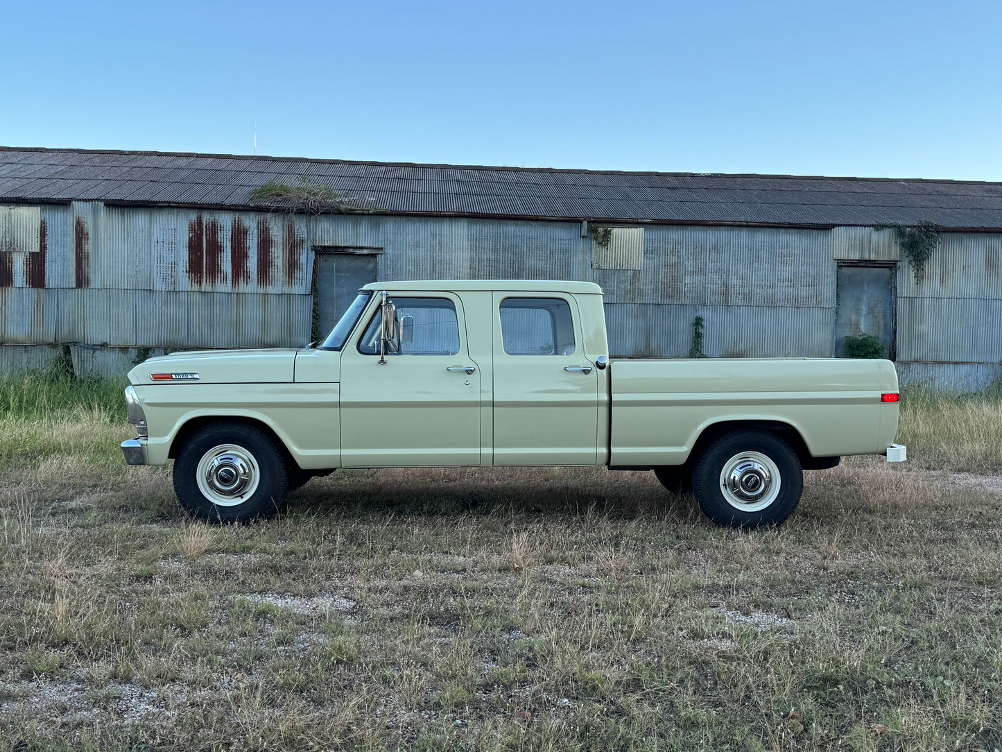 1969 Ford F250 Crew Cab
