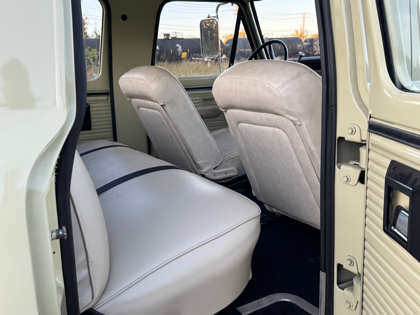 1969 Ford F250 Crew Cab