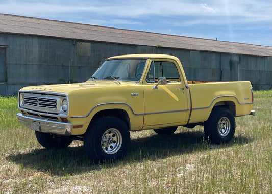 1973 Dodge W100 Power Wagon Adventurer